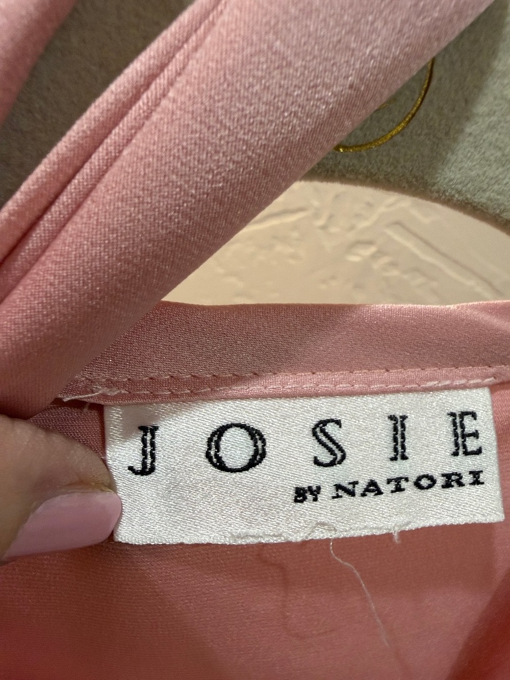 Natori Dusty Rose Satin Short Robe - Picture 2 of 3